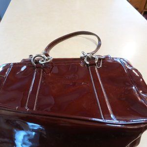 Coach Gallery F12839 Maroon/re Patent Leather Medium Shoulder Tote Bag Turnlocks
